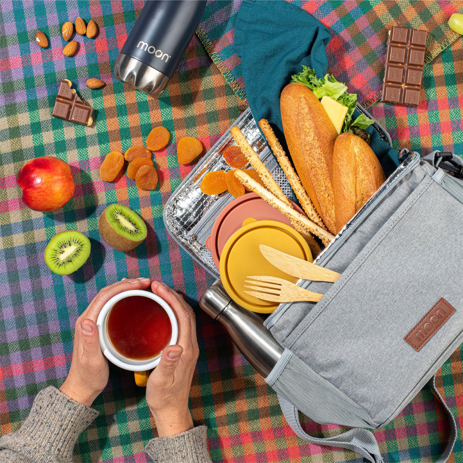 Moon Insulated Lunch Bags With Bottle Holder & Strap Free UK Shipping